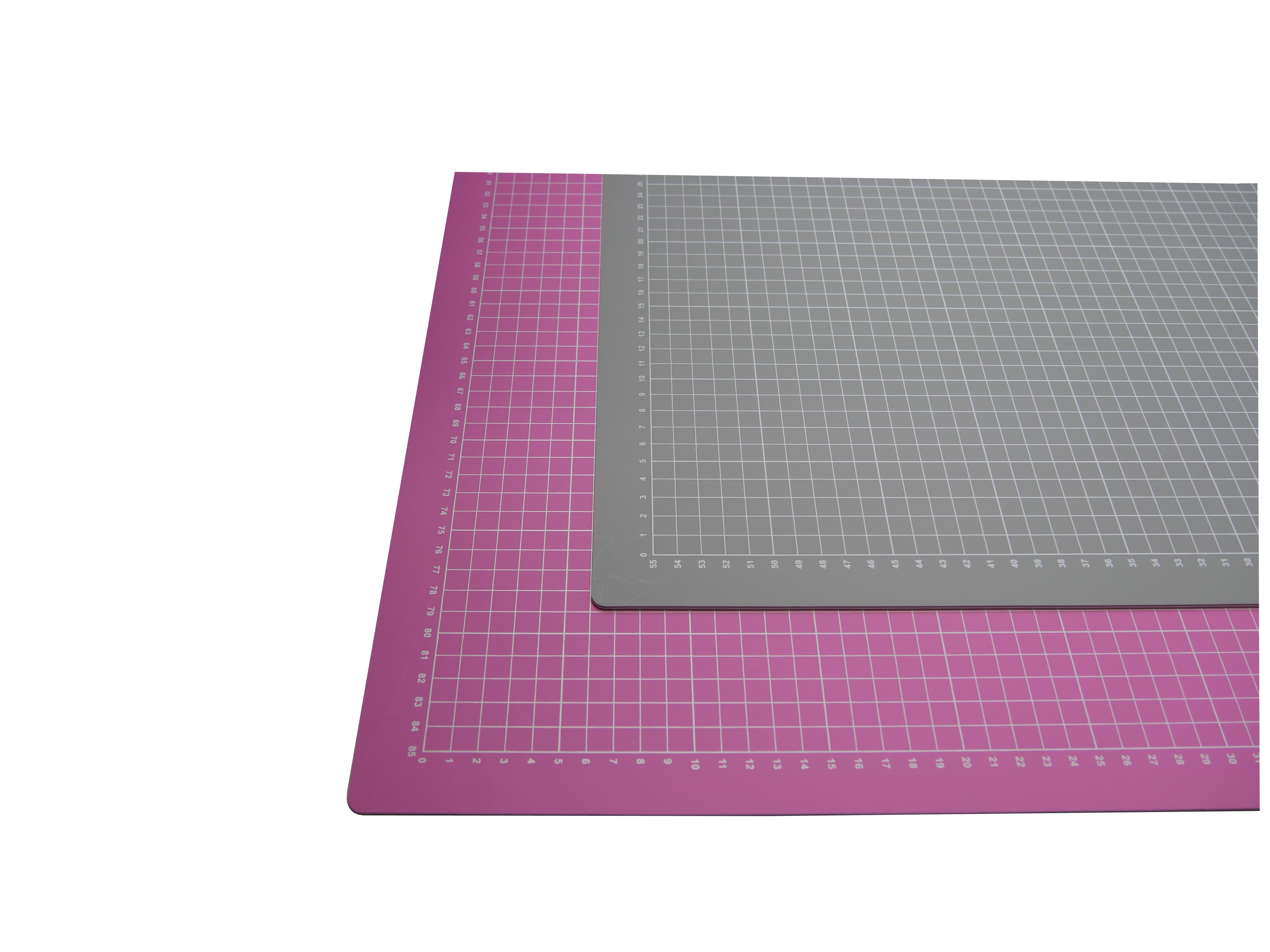 Schneidematte  60 x 90 cm   3 mm   grau/pink